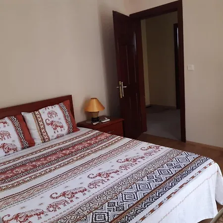 Asiyan Mustakil Havuzlu Merkez'de Villa *
